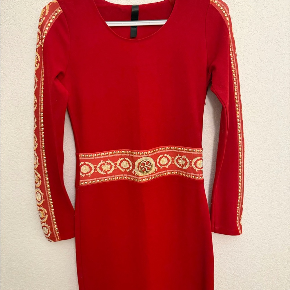 Elegant Red Maxi Dress Gold Embroidery Long Sleeve